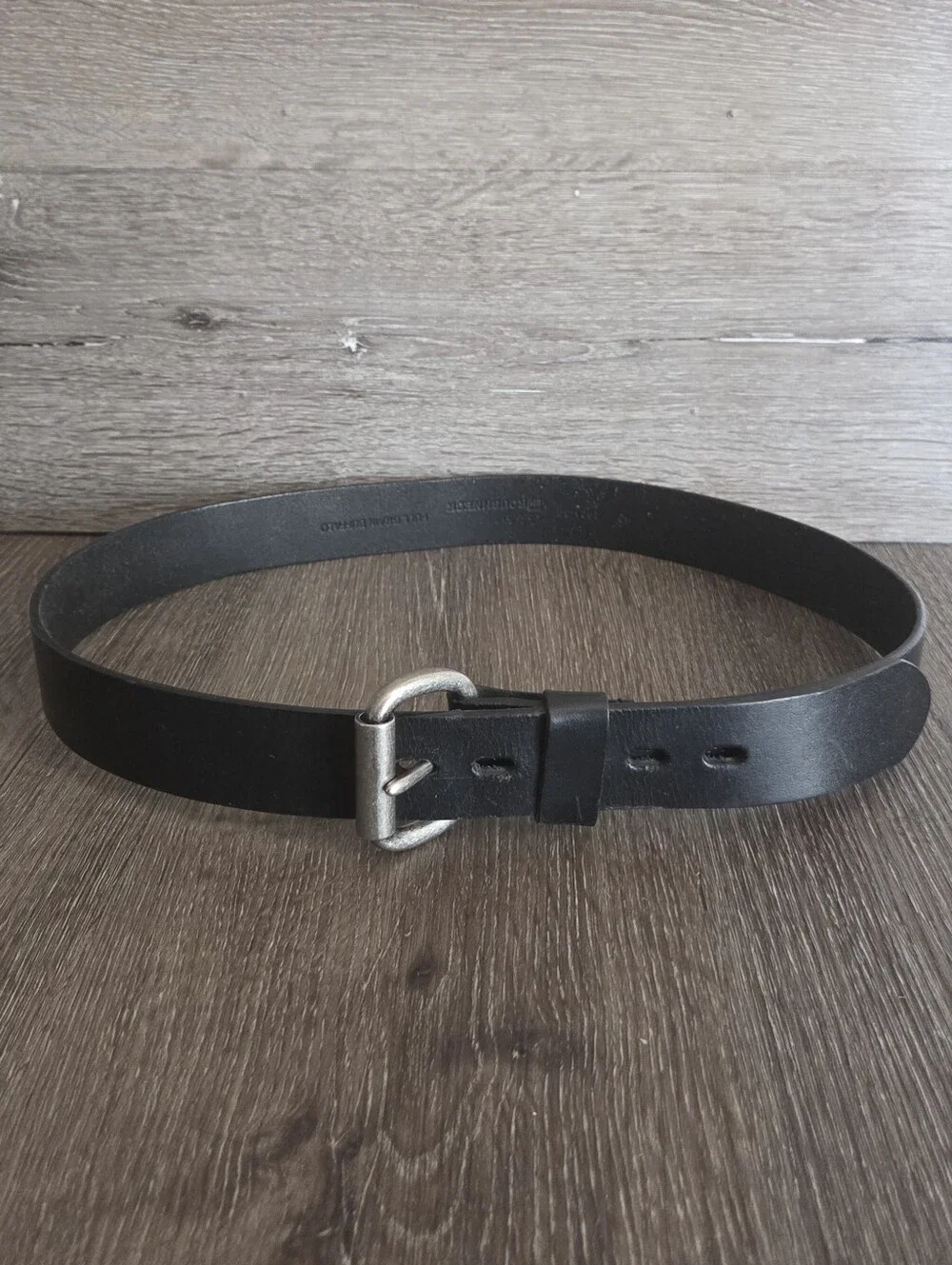 Cabela's Black Leather Men's Belt with Silver Buckle Size 40